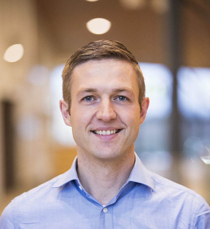 Peter Lampert